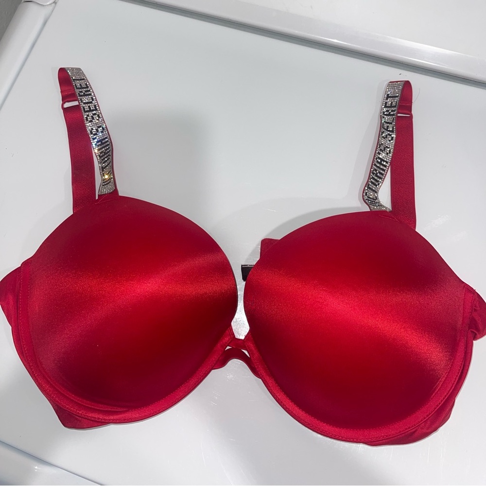 Victorias Secret Bombshell Shinestrap bra